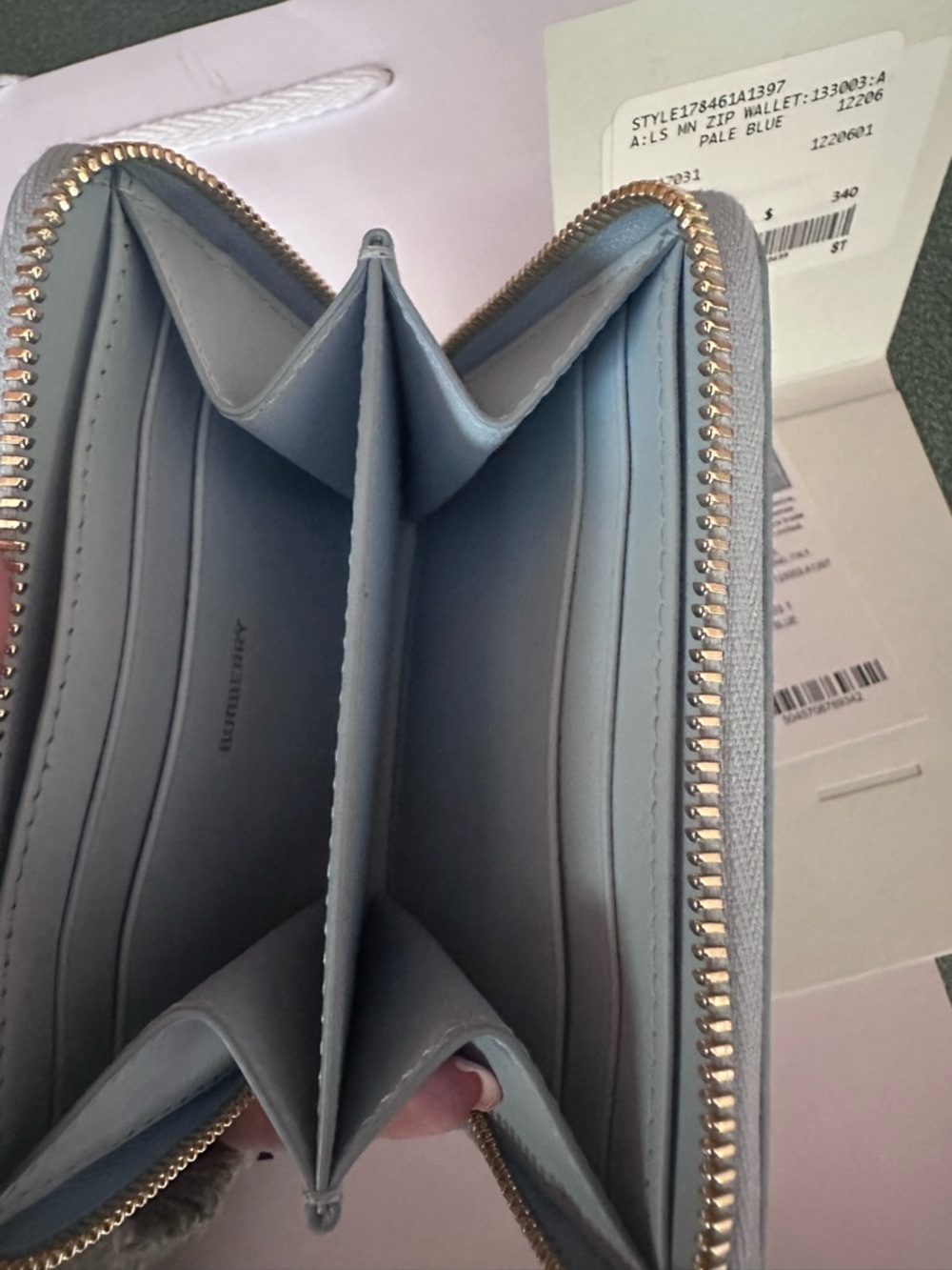Burberry Pale Blue Zip Wallet NWT - Picture 4 of 4